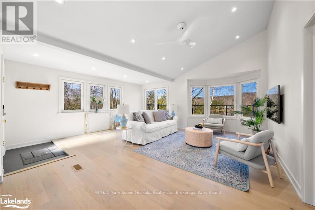 68 Pinewood Road, Mcdougall, Ontario  P2A 2W7 - Photo 6 - X10440176