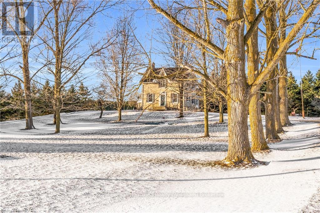 5453 Hwy 9, Minto, Ontario  N0G 1Z0 - Photo 13 - X10780429