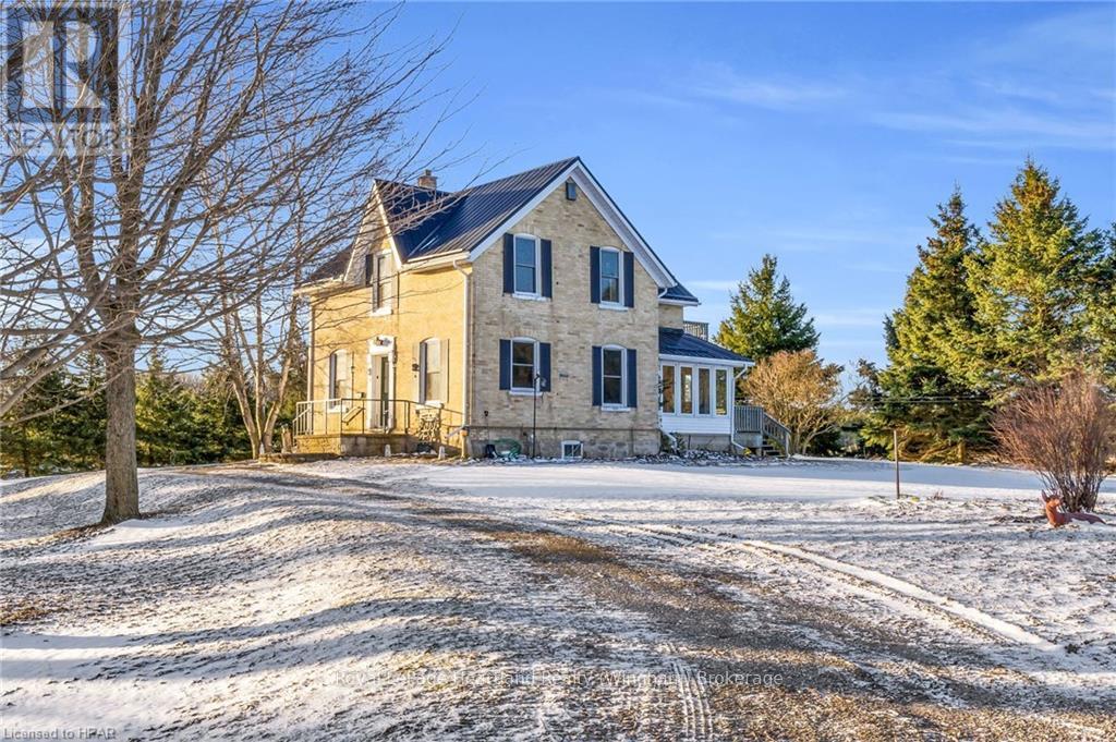 5453 Hwy 9, Minto, Ontario  N0G 1Z0 - Photo 15 - X10780429