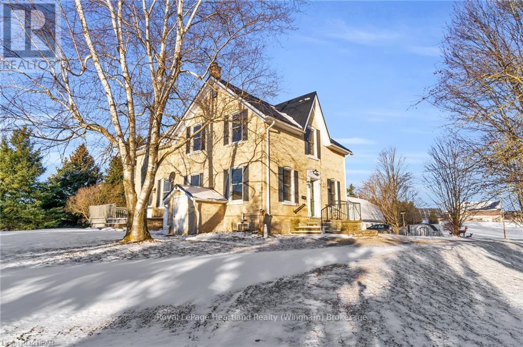 5453 Hwy 9, Minto, Ontario  N0G 1Z0 - Photo 17 - X10780429