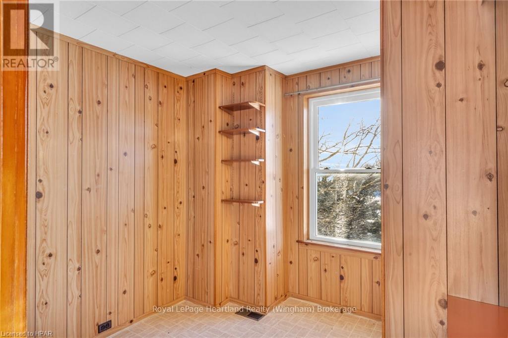 5453 Hwy 9, Minto, Ontario  N0G 1Z0 - Photo 34 - X10780429