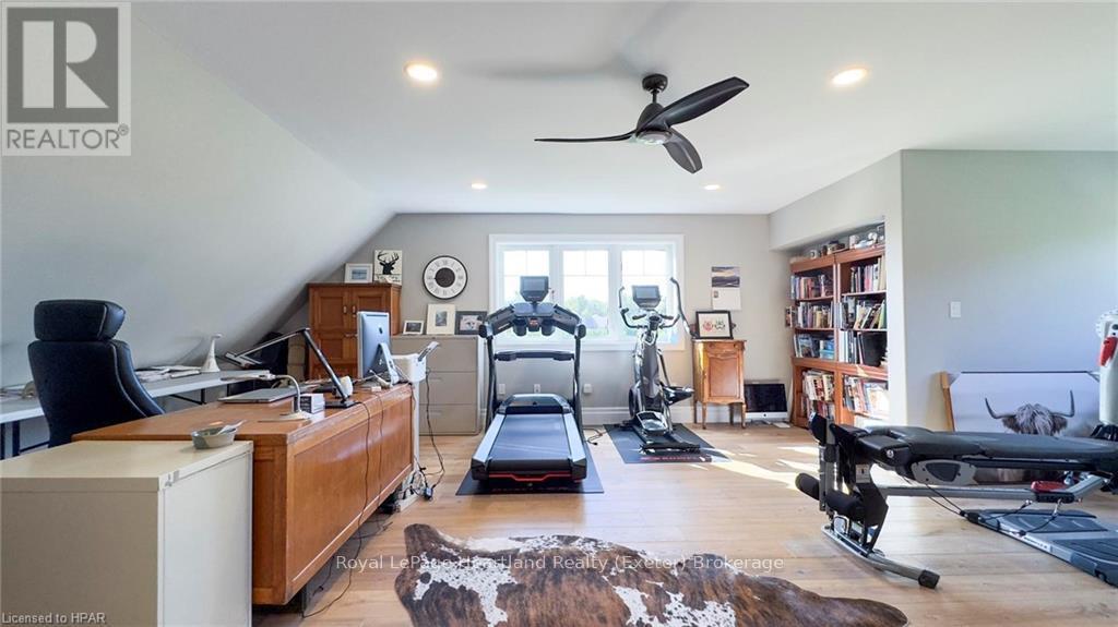 4640 Lakeshore Road, Plympton-Wyoming, Ontario  N0N 1J6 - Photo 26 - X10780443