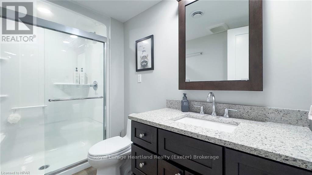 4640 Lakeshore Road, Plympton-Wyoming, Ontario  N0N 1J6 - Photo 37 - X10780443