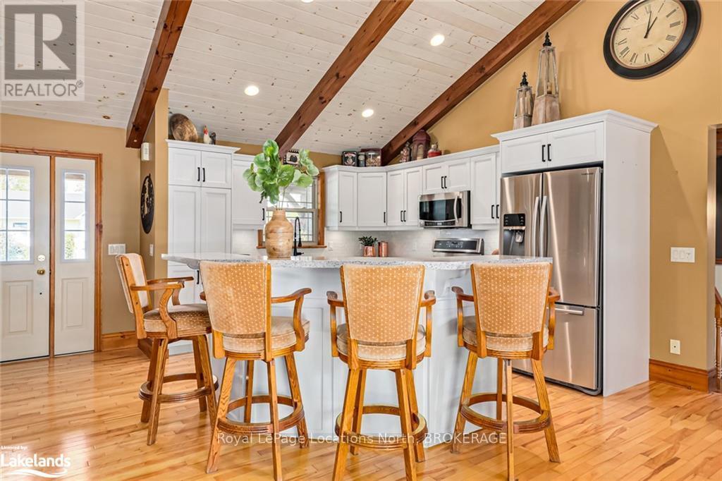47 Blackburn Avenue, Clearview (Nottawa), Ontario  L0M 1P0 - Photo 5 - S10439287