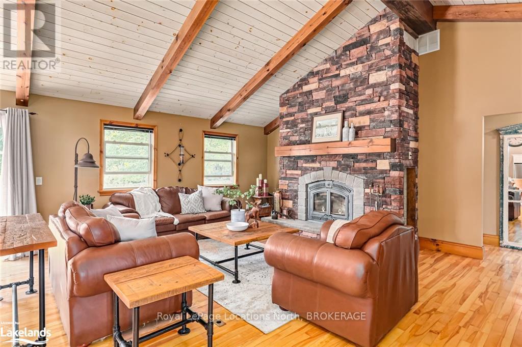 47 Blackburn Avenue, Clearview (Nottawa), Ontario  L0M 1P0 - Photo 8 - S10439287