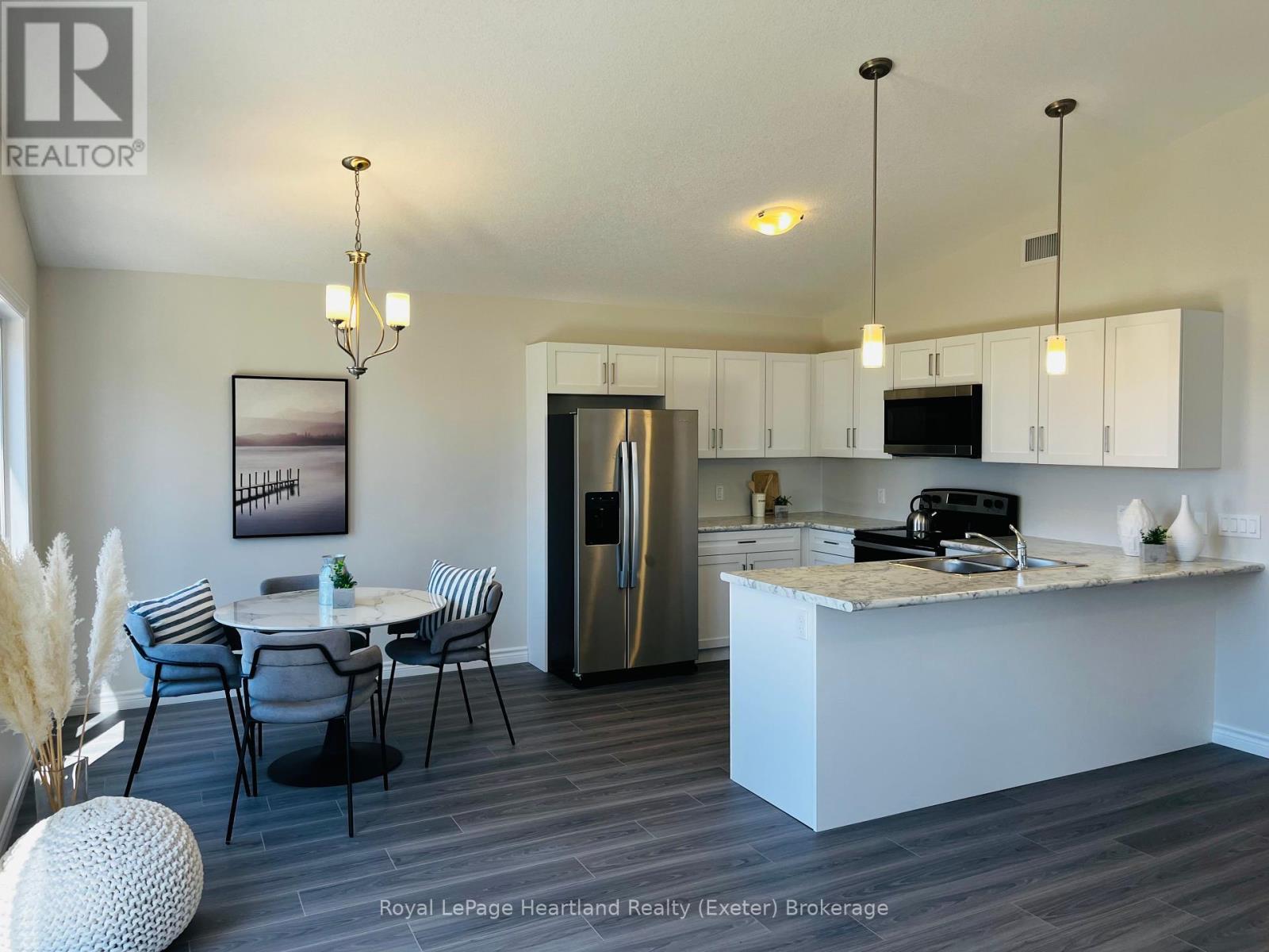 21 Blfs Vw Boulevard, Ashfield-Colborne-Wawanosh (Colborne), Ontario  N7A 0C6 - Photo 5 - X10780461