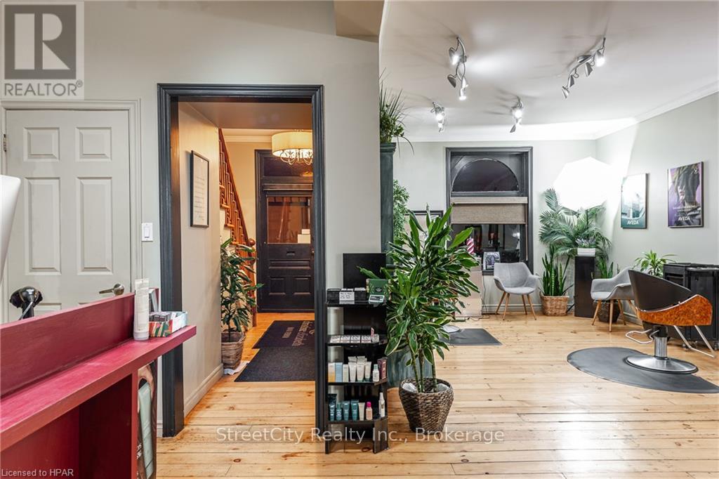 21 George Street, Stratford, Ontario  N5A 3N8 - Photo 12 - X10780479