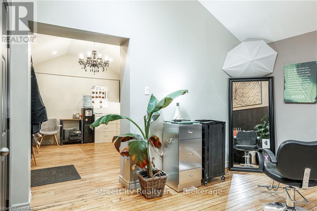 21 George Street, Stratford, Ontario  N5A 3N8 - Photo 24 - X10780479