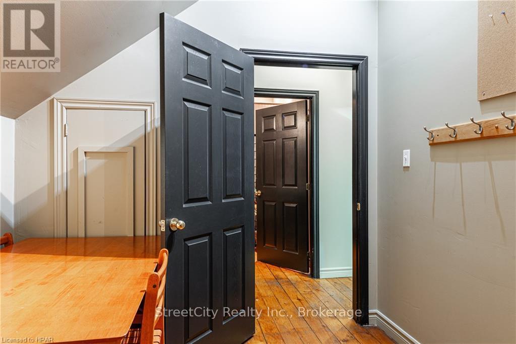 21 George Street, Stratford, Ontario  N5A 3N8 - Photo 29 - X10780479