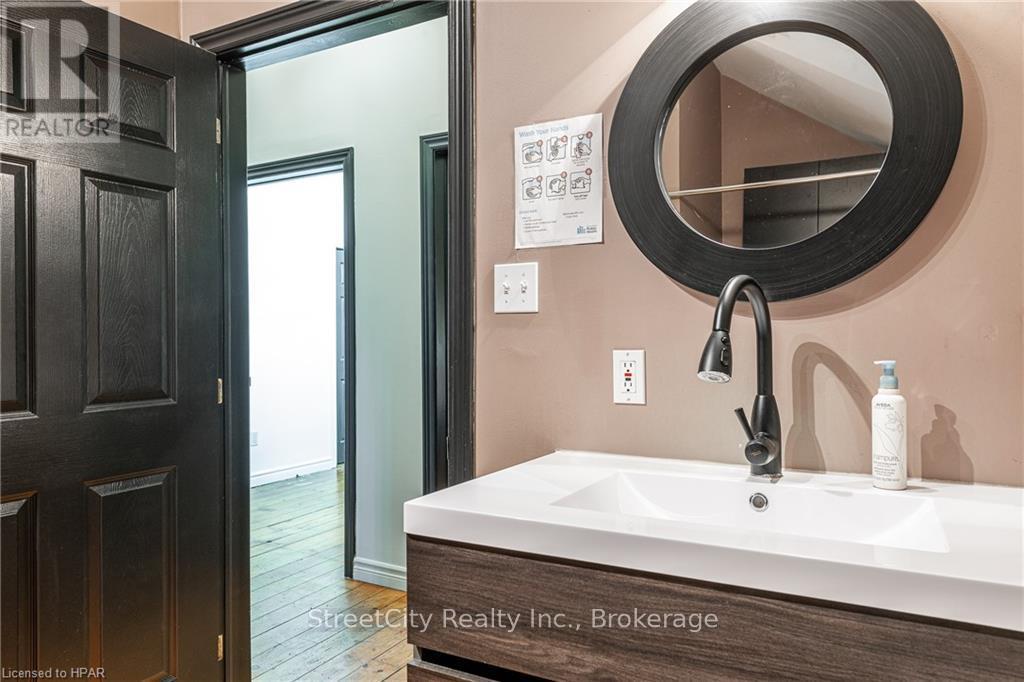 21 George Street, Stratford, Ontario  N5A 3N8 - Photo 31 - X10780479