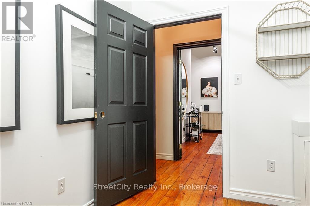 21 George Street, Stratford, Ontario  N5A 3N8 - Photo 33 - X10780479
