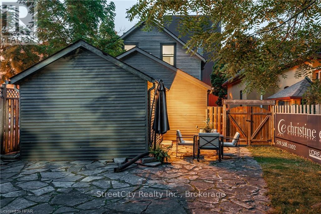 21 George Street, Stratford, Ontario  N5A 3N8 - Photo 6 - X10780479