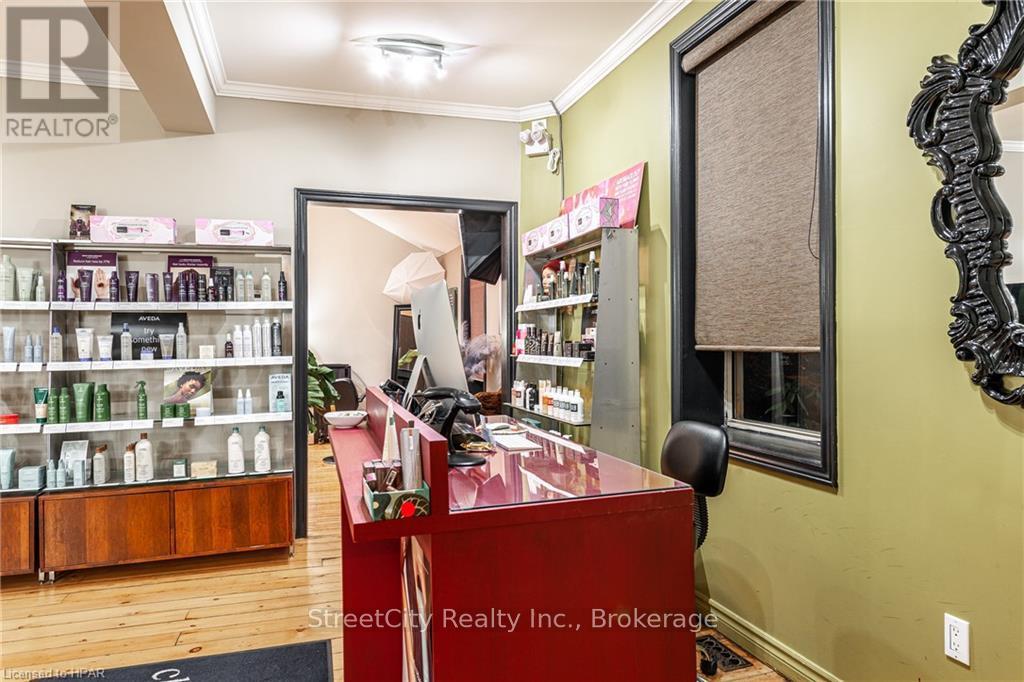 21 George Street, Stratford, Ontario  N5A 3N8 - Photo 9 - X10780479