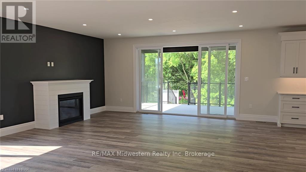 475 Keeso Lane, North Perth (Listowel), Ontario  N4W 0J3 - Photo 4 - X10780491