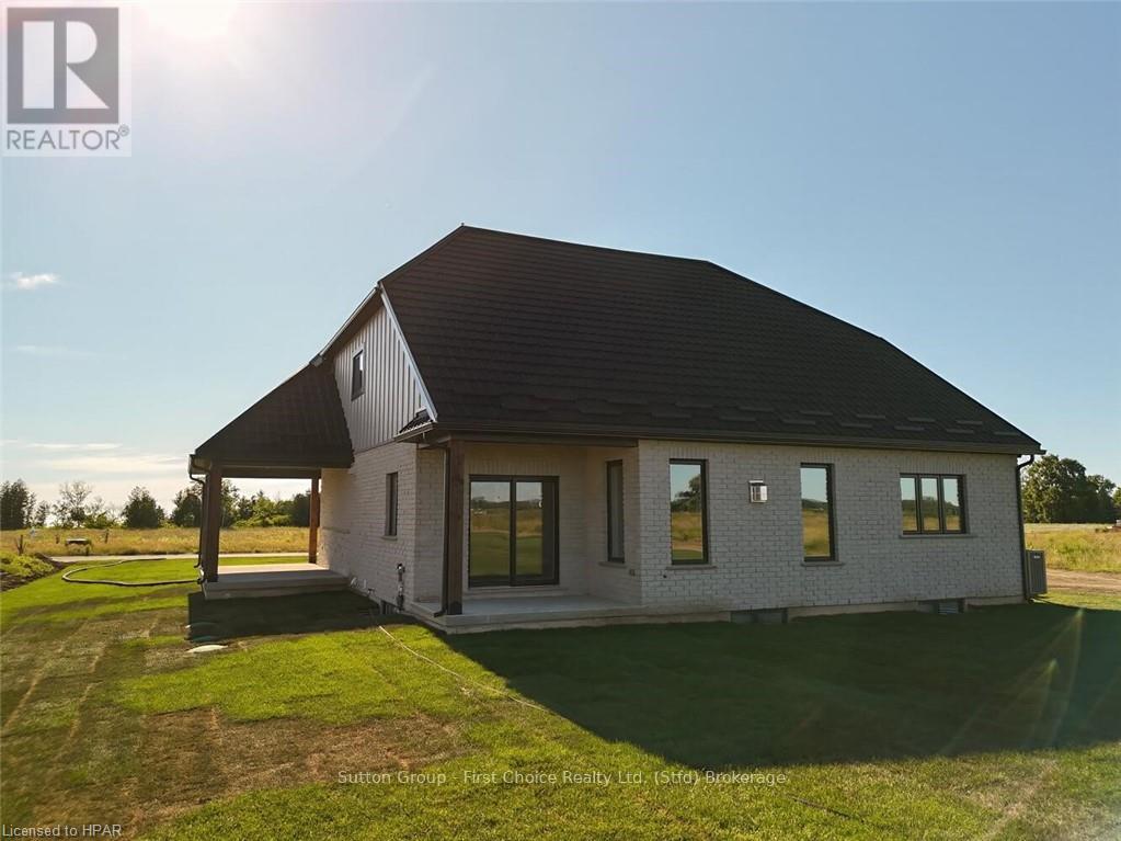 73590 Irene Crescent, Bluewater (Hay), Ontario  N0M 2T0 - Photo 37 - X10780522