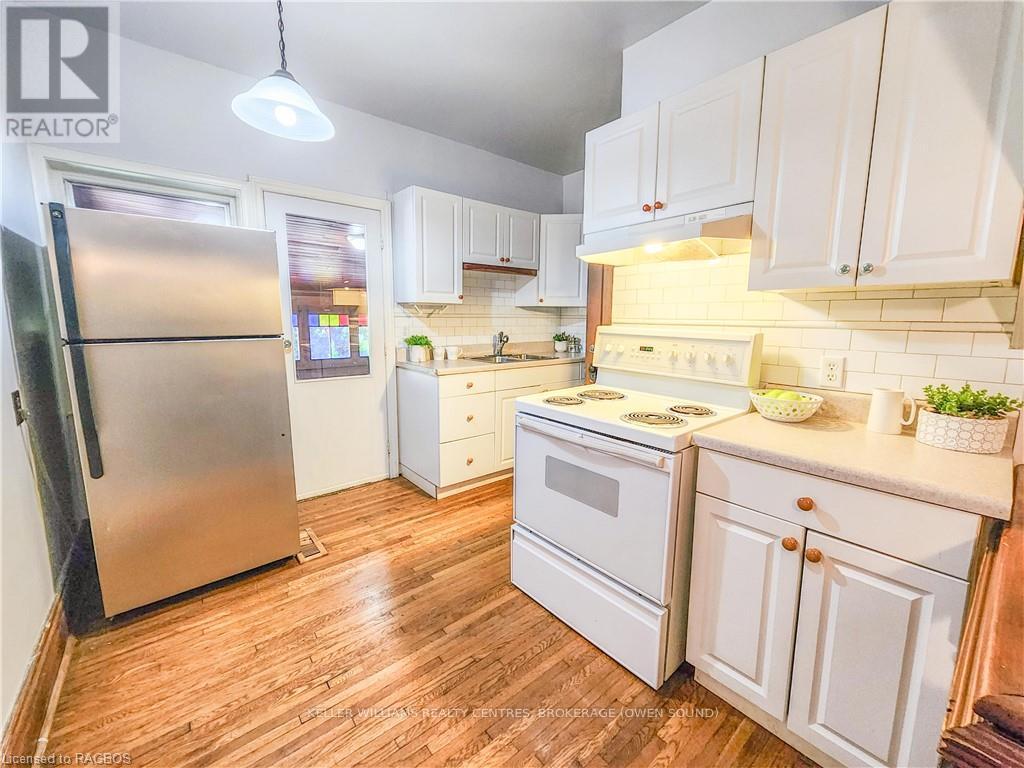 220 Marsh Street, Blue Mountains, Ontario  N0H 1J0 - Photo 34 - X10845753