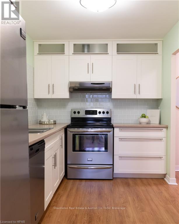 103 - 11 Cobourg Street, Stratford, Ontario  N5A 3E4 - Photo 8 - X10779988