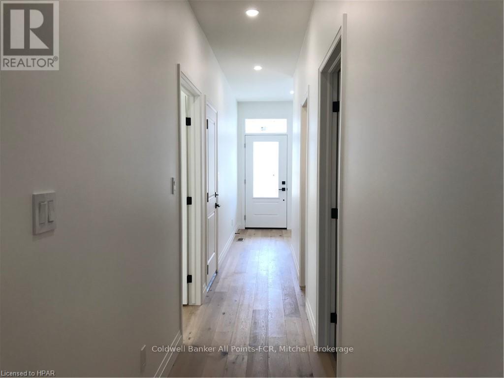 179 Wimpole Street, West Perth (Mitchell), Ontario  N0K 1N0 - Photo 5 - X10780563