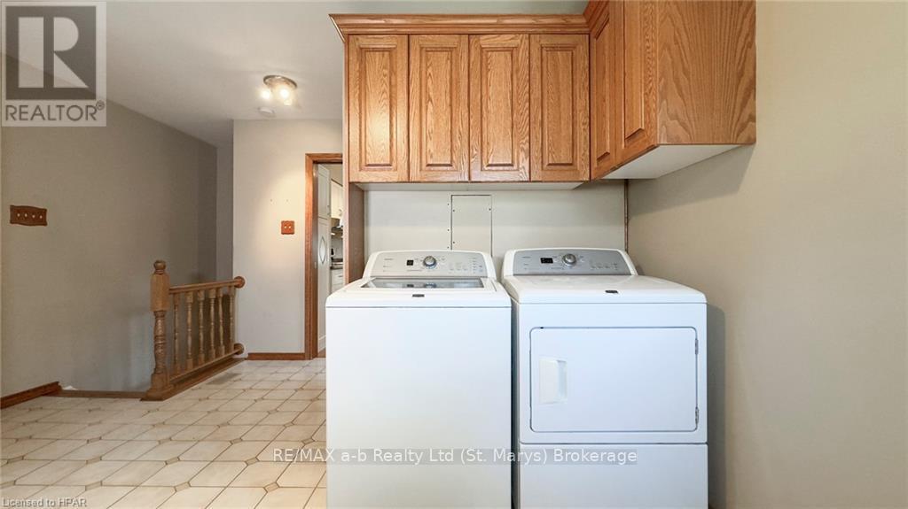 93 Langford Dr Drive, Lucan Biddulph (Lucan), Ontario  N0M 2J0 - Photo 21 - X10780566