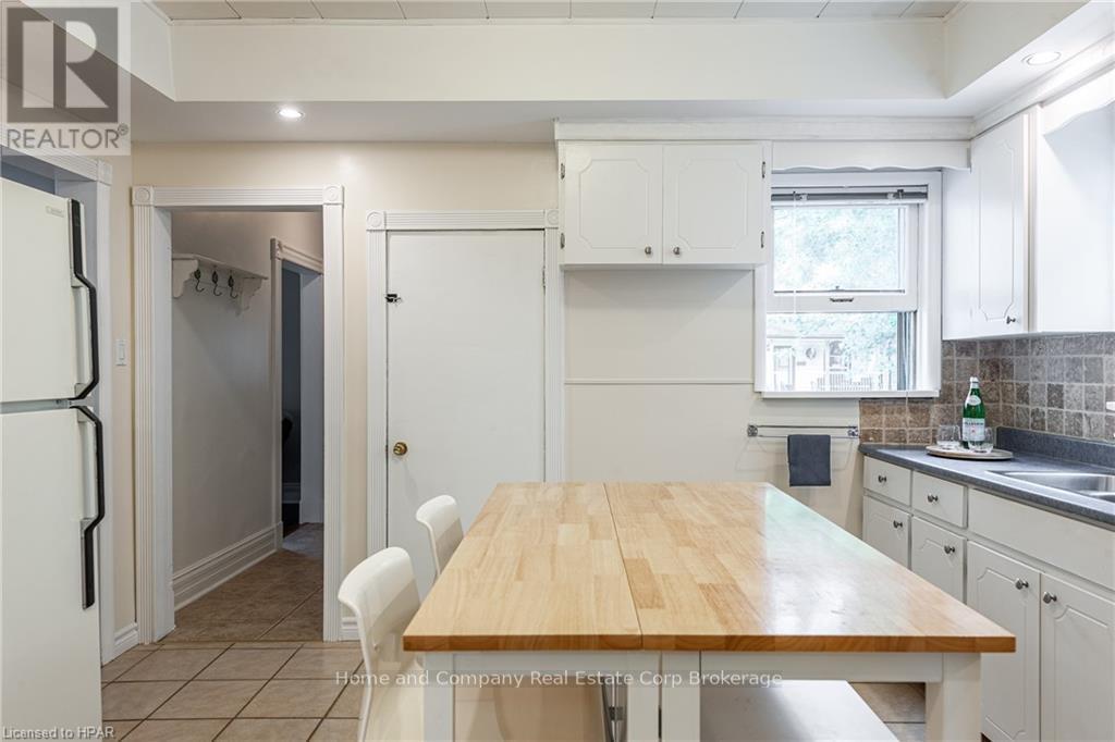 97 Bay Street, Stratford, Ontario  N5A 4K8 - Photo 11 - X10780579