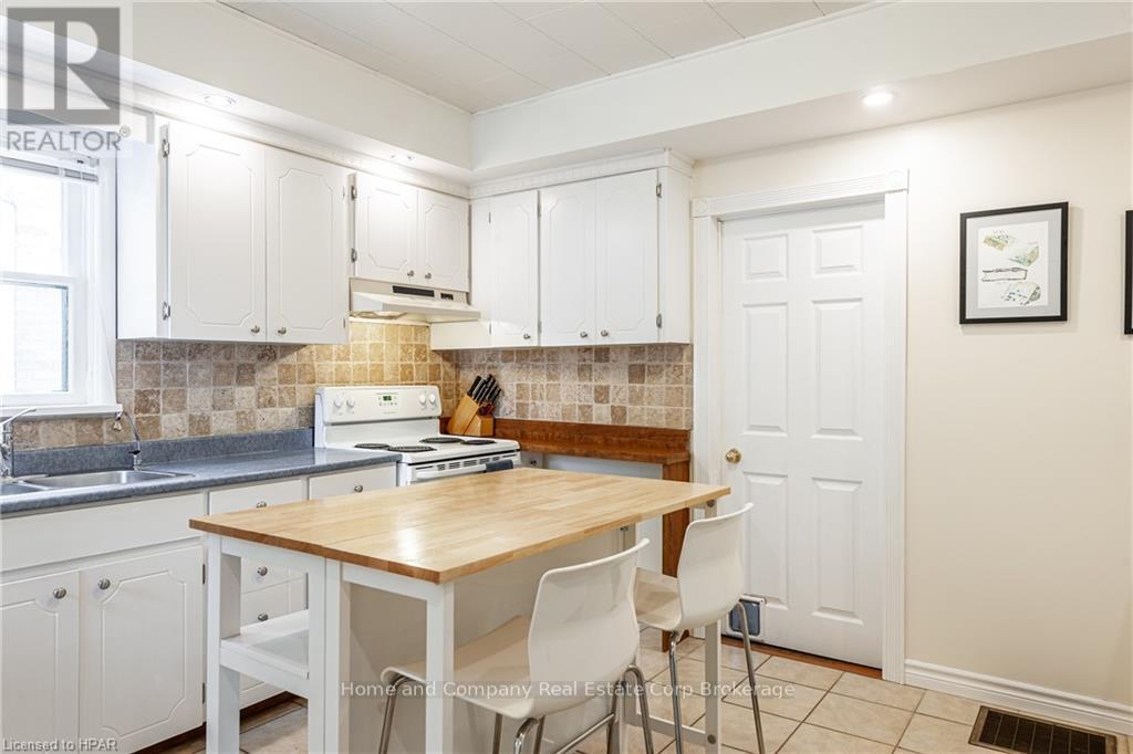 97 Bay Street, Stratford, Ontario  N5A 4K8 - Photo 15 - X10780579