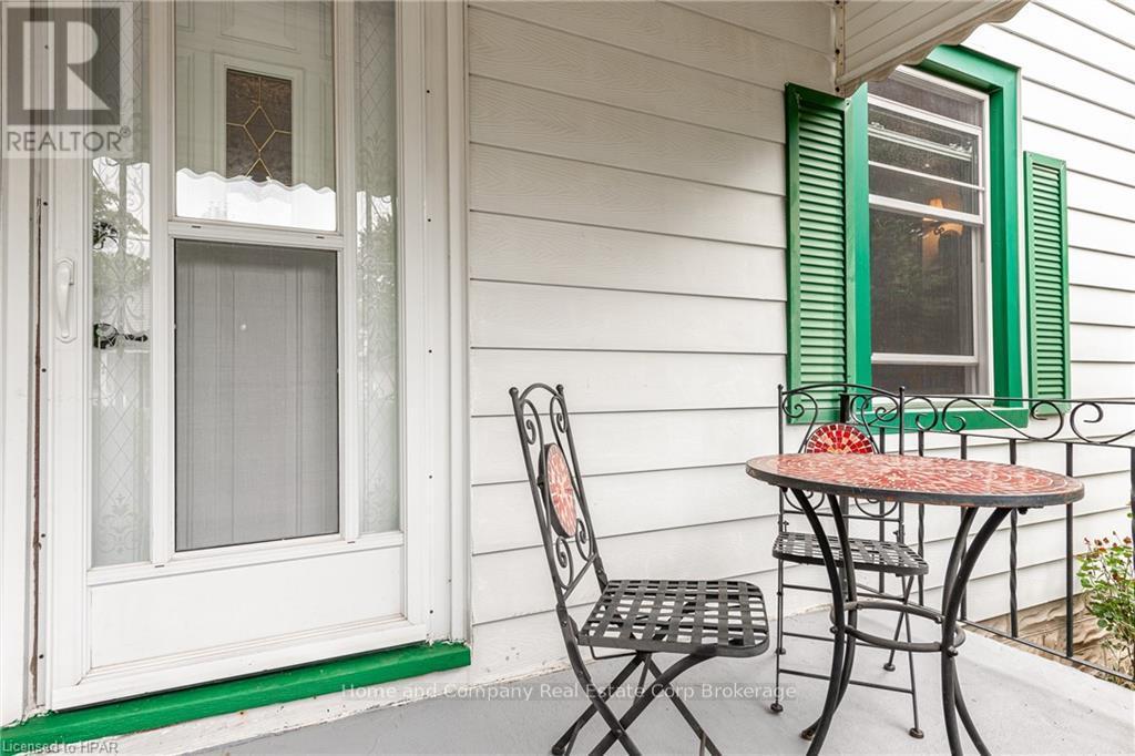 97 Bay Street, Stratford, Ontario  N5A 4K8 - Photo 3 - X10780579