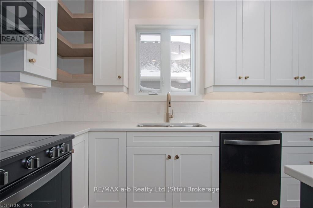 7 Nelson Street, West Perth, Ontario  N0K 1N0 - Photo 12 - X10780587