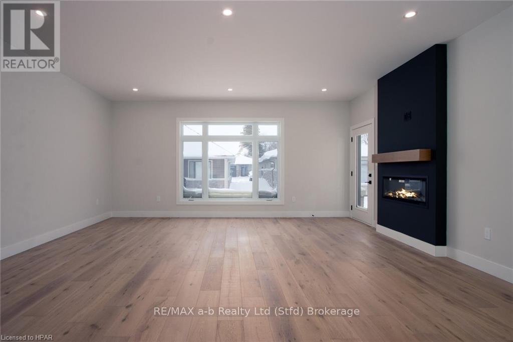 7 Nelson Street, West Perth, Ontario  N0K 1N0 - Photo 6 - X10780587