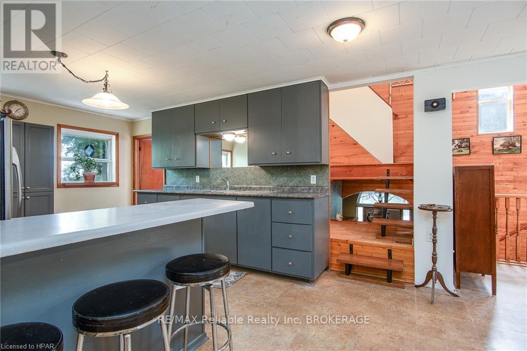 6678 Perth Line 44, West Perth, Ontario  N0K 1A0 - Photo 11 - X10780593