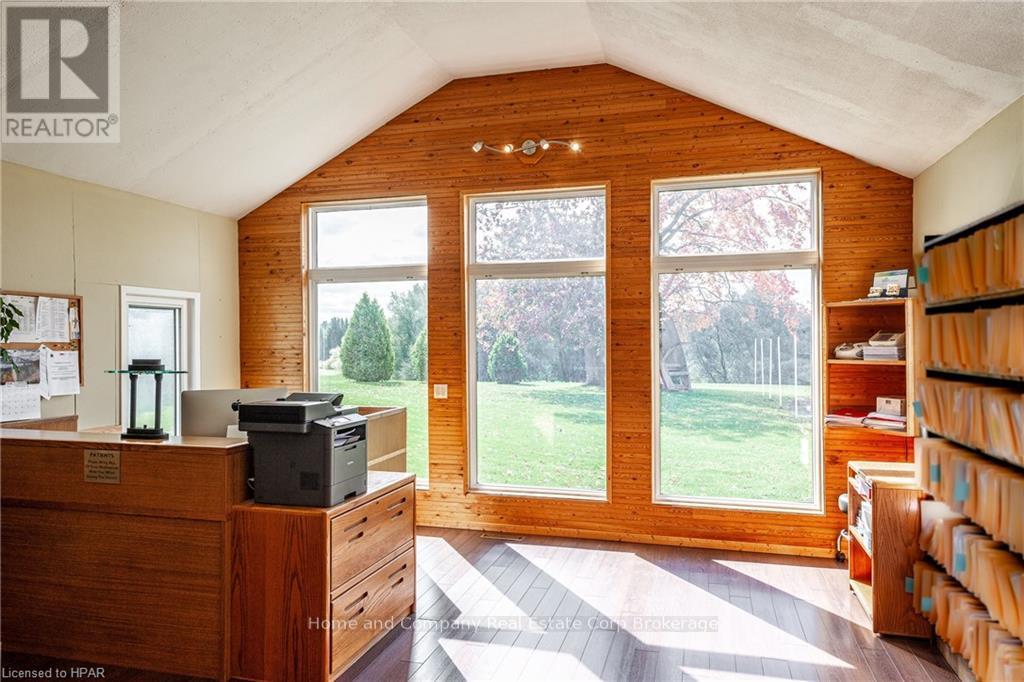 5515 Line 2, Perth South (Blanshard), Ontario  N0M 1V0 - Photo 10 - X10780623