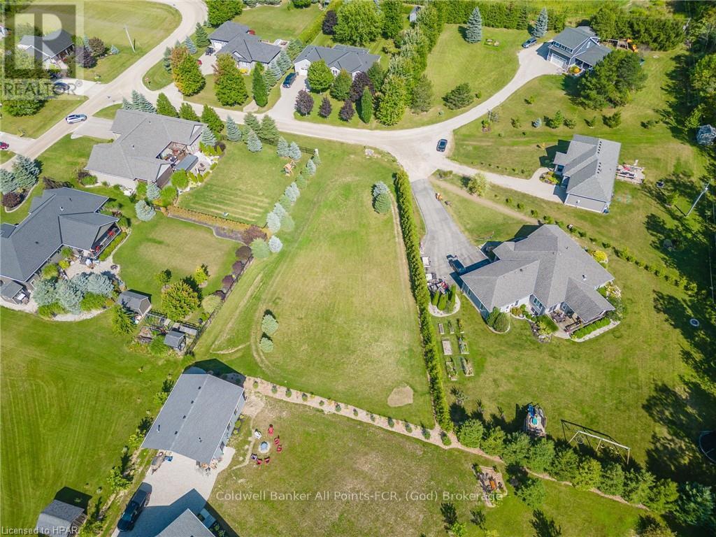 21 Spruce Court, Bluewater (Stanley), Ontario  N0M 1G0 - Photo 12 - X10780630