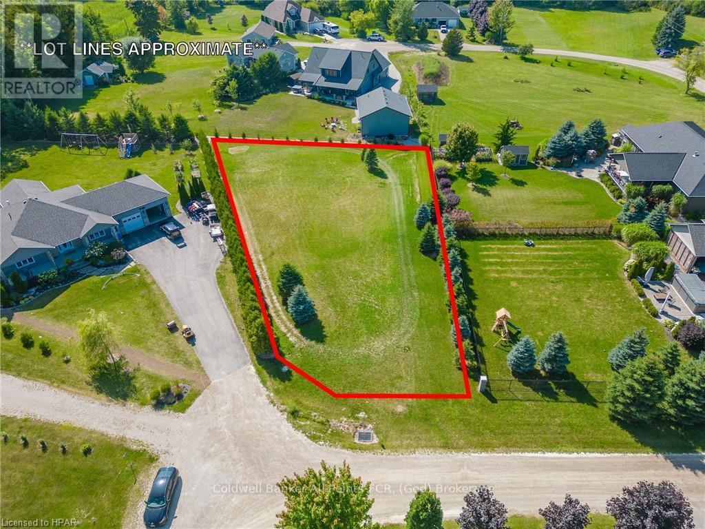 21 Spruce Court, Bluewater (Stanley), Ontario  N0M 1G0 - Photo 6 - X10780630