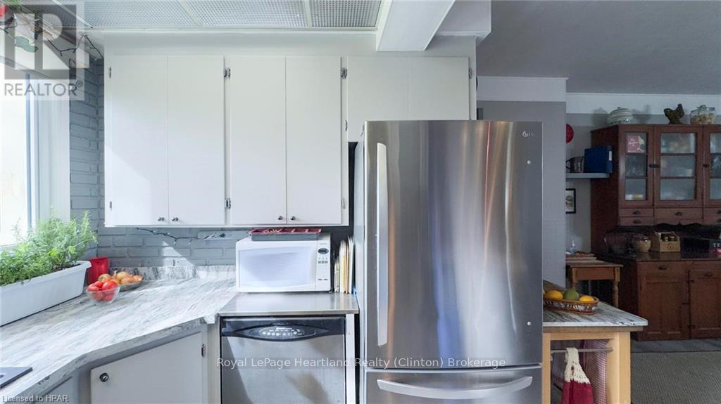 73399 London Road, Bluewater, Ontario  N0M 2E0 - Photo 10 - X10780636