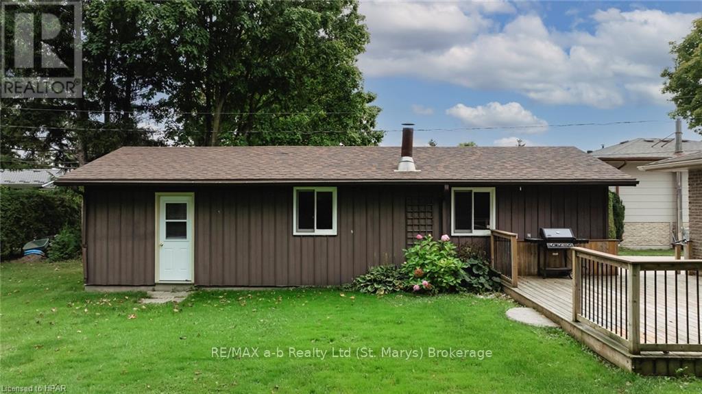 110 Kent Avenue, Lucan Biddulph, Ontario  N0M 2J0 - Photo 4 - X10780641