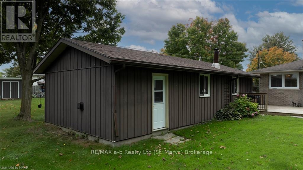 110 Kent Avenue, Lucan Biddulph, Ontario  N0M 2J0 - Photo 5 - X10780641