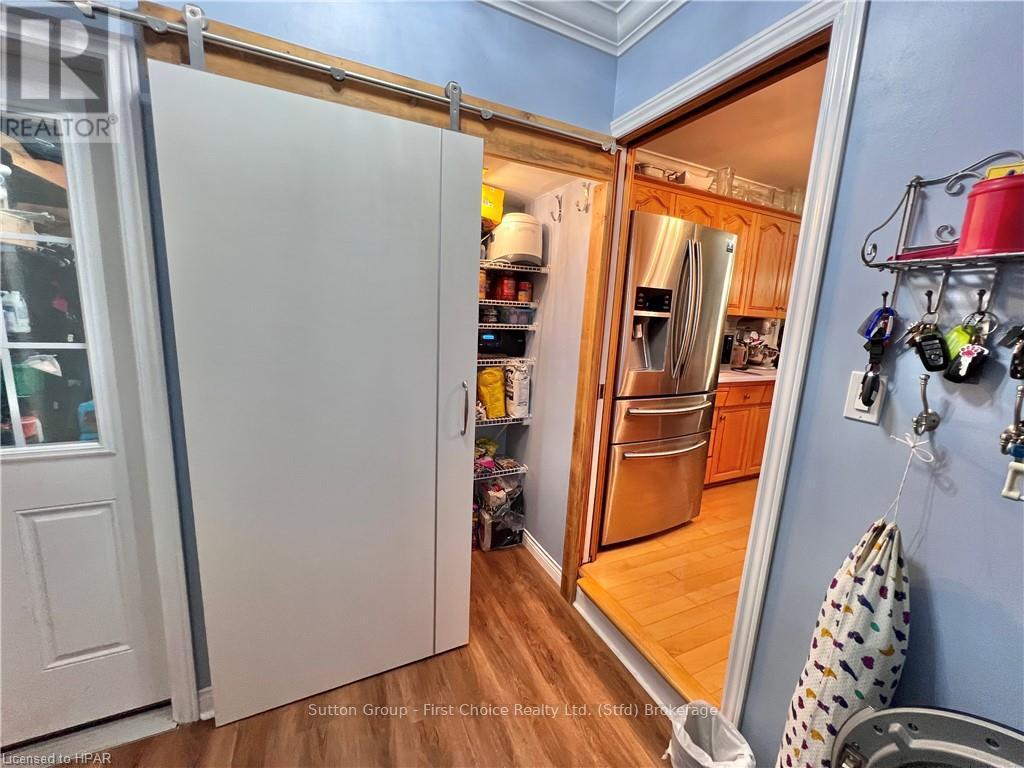 348 Devon Street, Stratford, Ontario  N5A 2Z9 - Photo 11 - X10780659