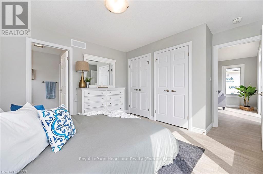 22 Blfs Vw Boulevard, Ashfield-Colborne-Wawanosh, Ontario  N7A 0C6 - Photo 17 - X10780664