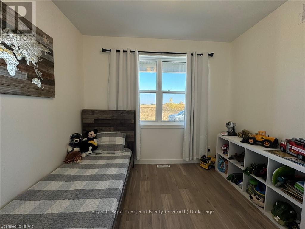 16 Silver Creek Road, Huron East, Ontario  N0K 1W0 - Photo 6 - X10780679