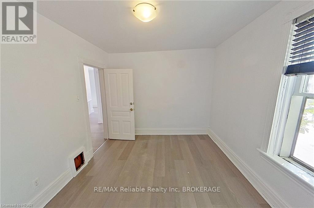 170 Erie Street, Stratford, Ontario  N5A 2M7 - Photo 20 - X10780689