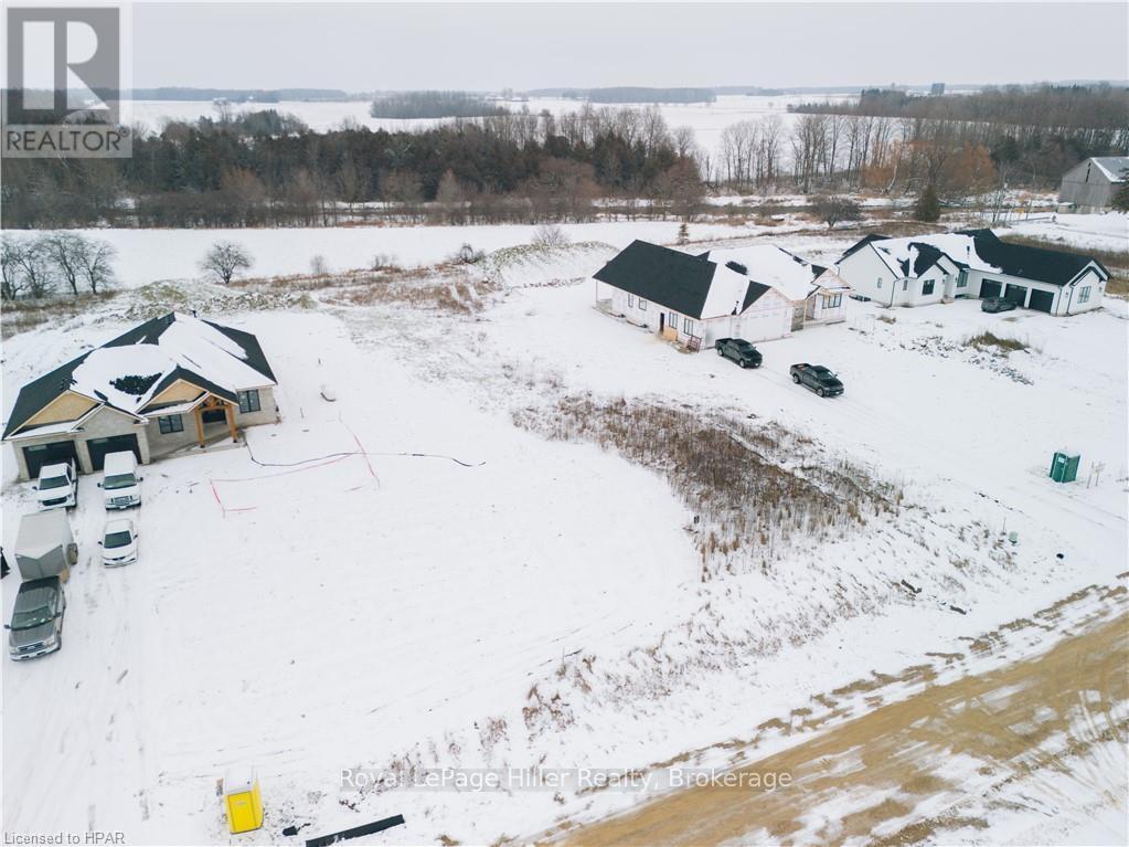 43712 Adelaide Street, Huron East, Ontario  N0G 1H0 - Photo 12 - X10780738