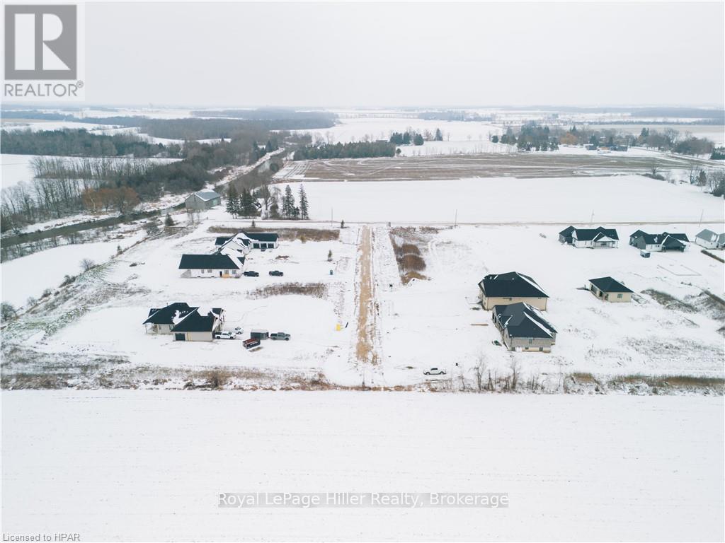 43712 Adelaide Street, Huron East, Ontario  N0G 1H0 - Photo 16 - X10780738