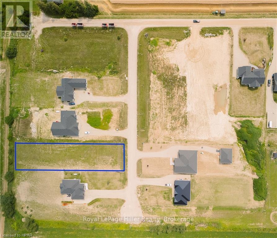 43712 Adelaide Street, Huron East, Ontario  N0G 1H0 - Photo 2 - X10780738