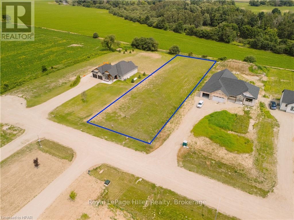 43712 Adelaide Street, Huron East, Ontario  N0G 1H0 - Photo 5 - X10780738