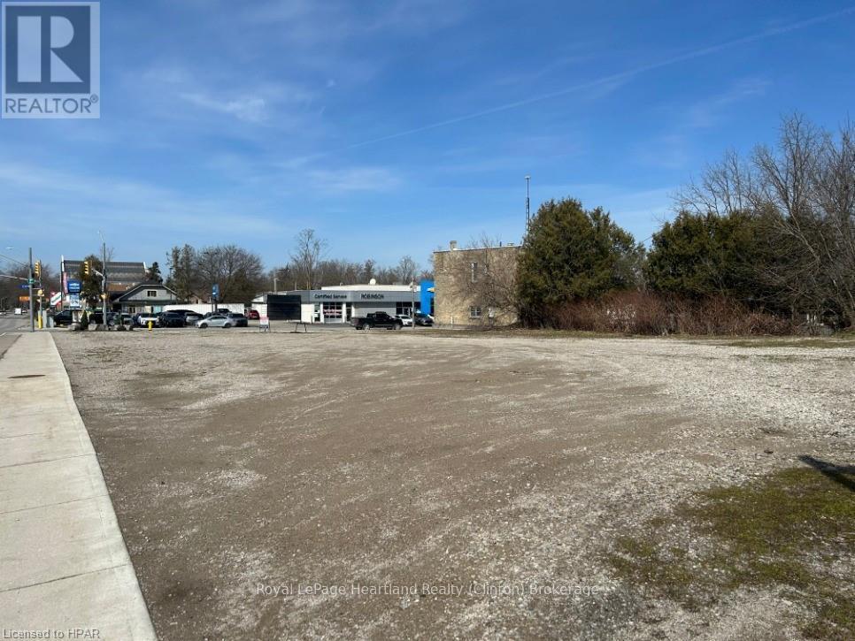 4 Goderich Street E, Huron East, Ontario  N0K 1W0 - Photo 14 - X10780759