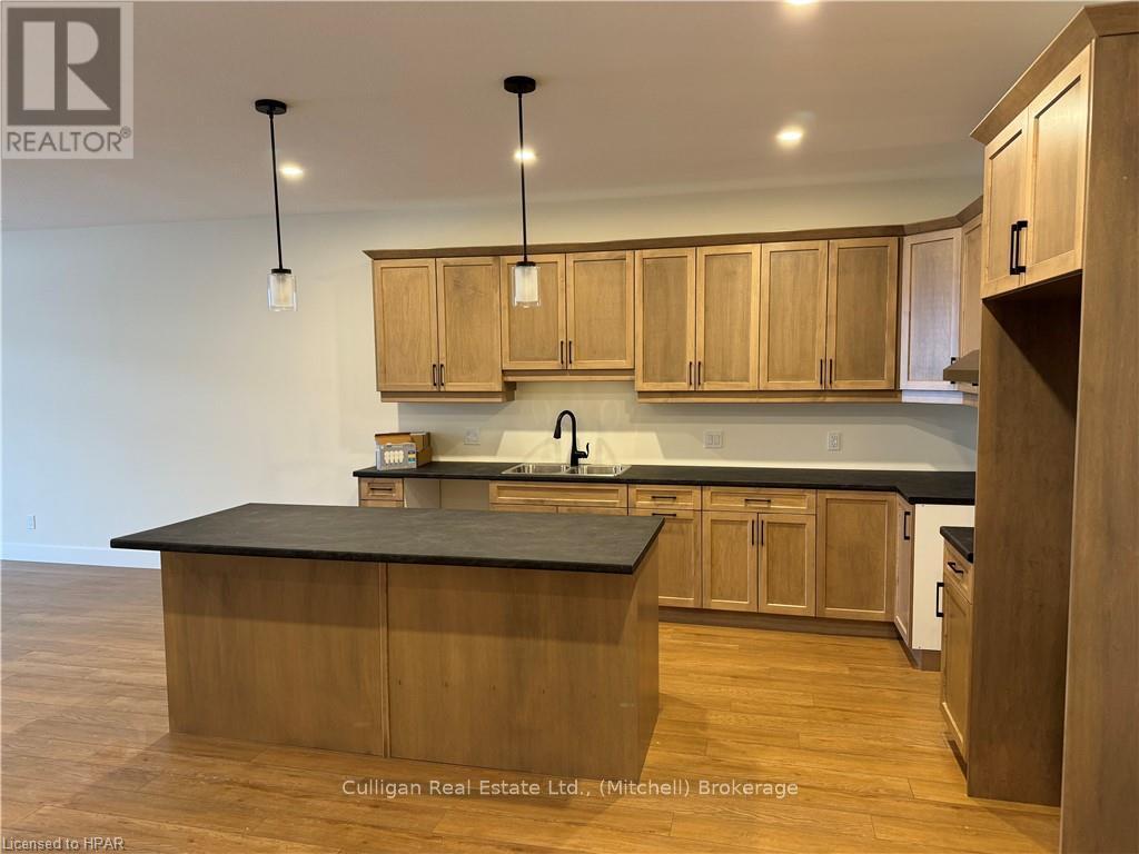 223d Thames Avenue, West Perth, Ontario  N0K 1N0 - Photo 2 - X10780805