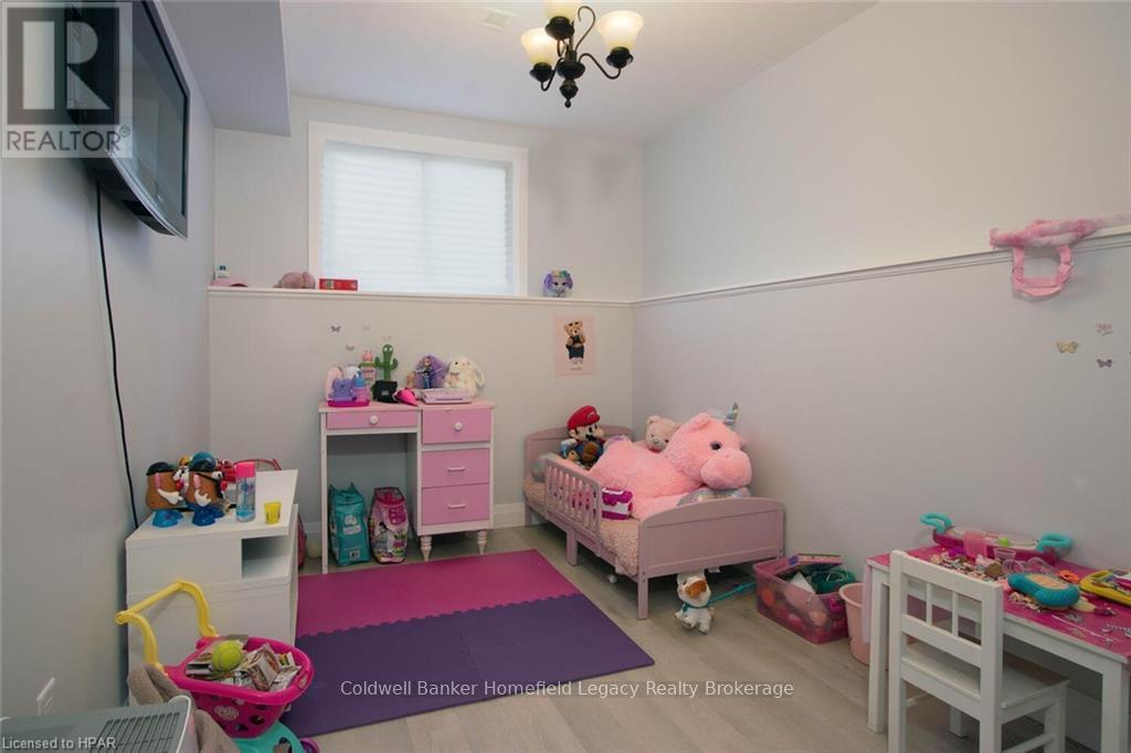 17 Laurier Street, Stratford, Ontario  N5A 4M2 - Photo 20 - X10780828