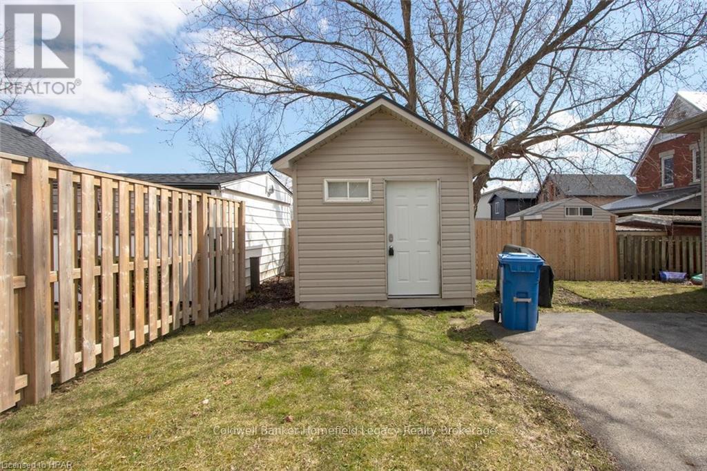 17 Laurier Street, Stratford, Ontario  N5A 4M2 - Photo 4 - X10780828