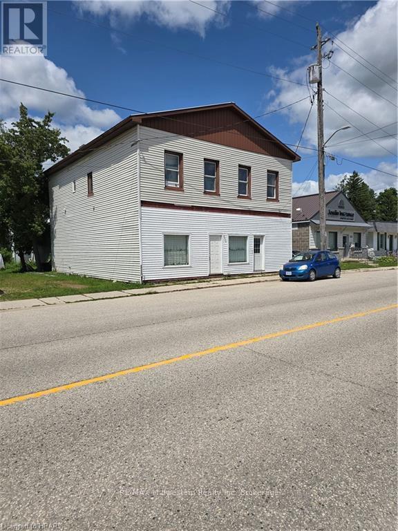 2054 Victoria St, Howick, Ontario  N0G 1X0 - Photo 1 - X10780865