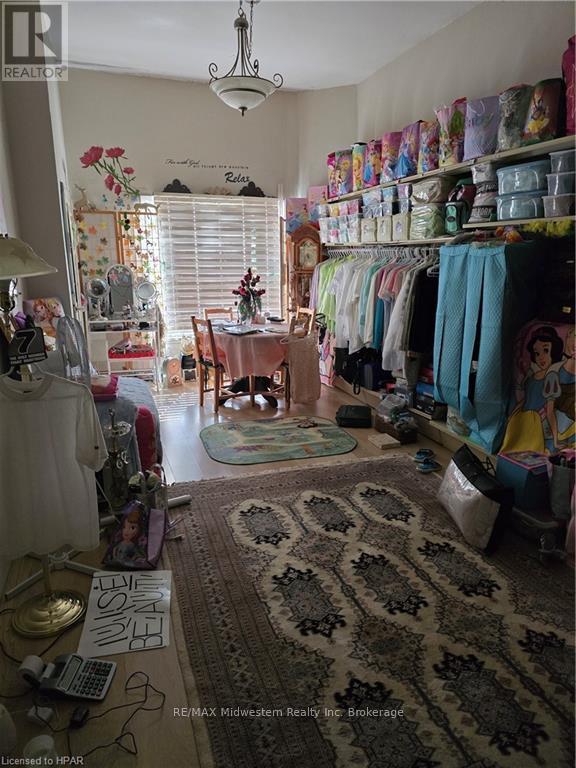 2054 Victoria St, Howick, Ontario  N0G 1X0 - Photo 6 - X10780865