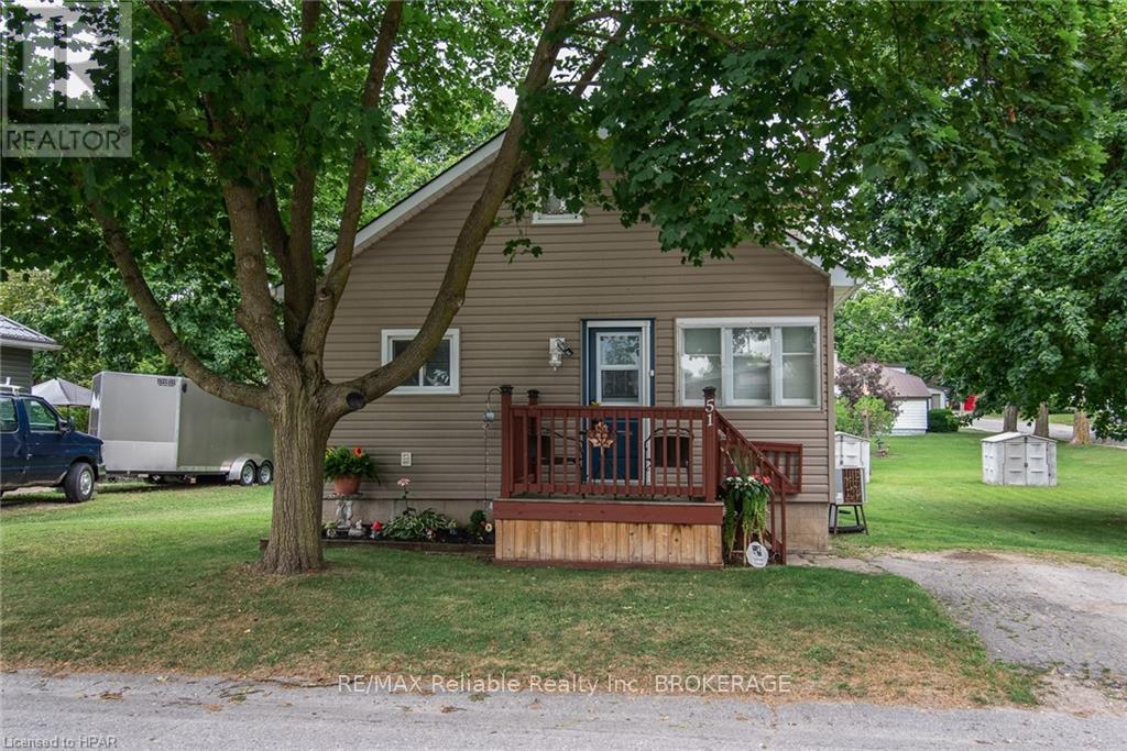 51 DUNLOP STREET, Central Huron, Ontario